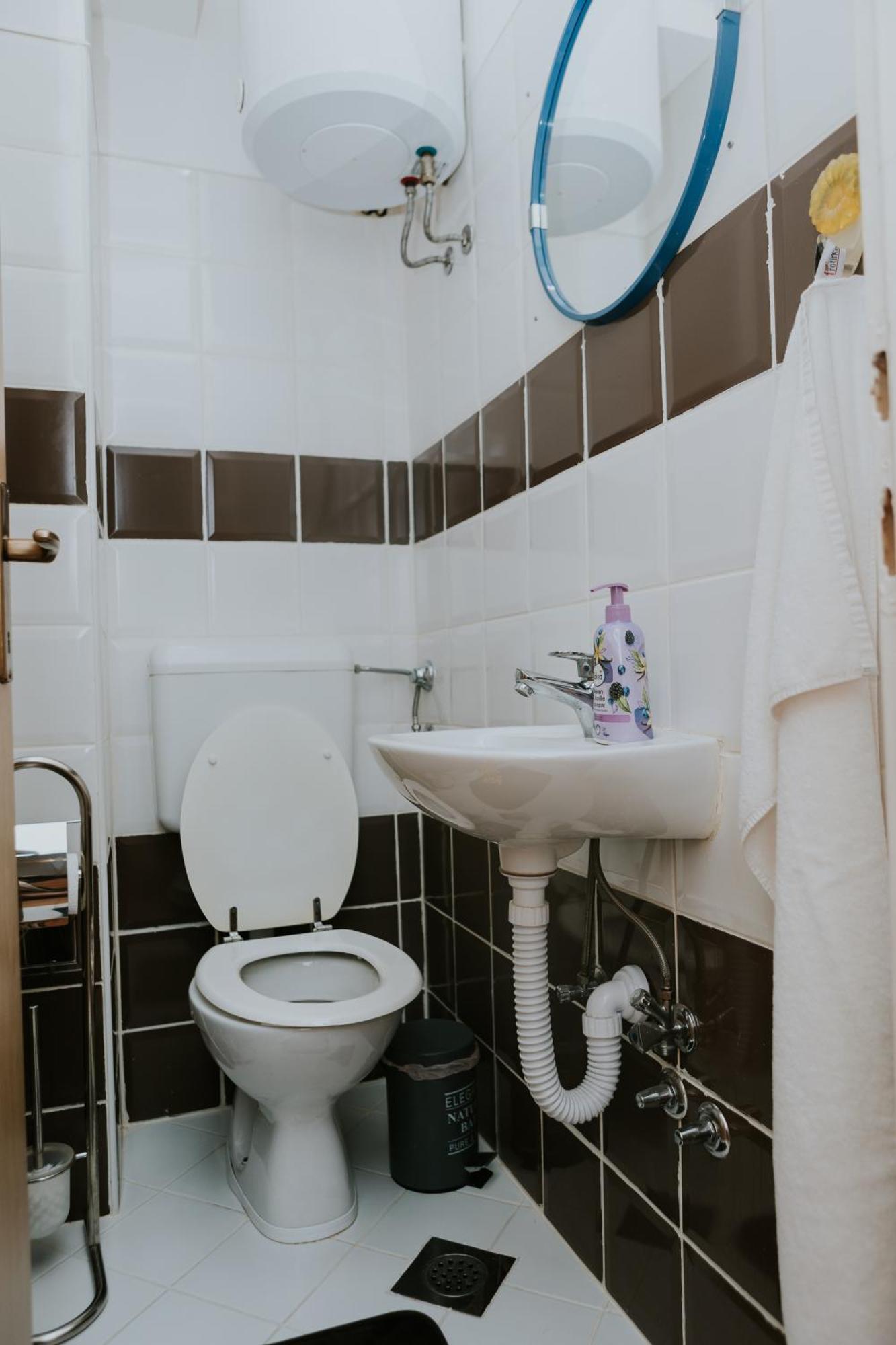 Apartman Antonio กอสปิช ภายนอก รูปภาพ